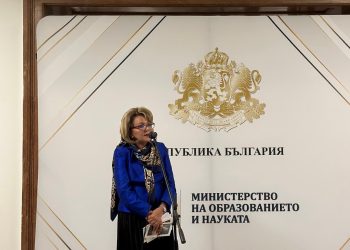 Арт инсталация за дислексията гостува в МОН