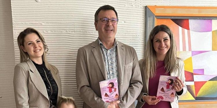 Детската книга „Вълшебните обувки на Кая“ помага на родители (ВИДЕО)
