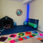 500 ресурсни кабинета са оборудвани с финансиране по проектите „Силен старт“ и „Успех за теб“ на Министерството на образованието и науката