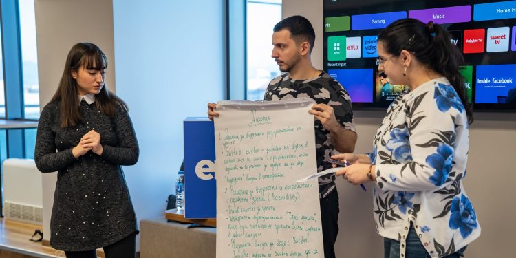 Менторска програма за младежи – ученици и студенти могат да участват в бизнес симулации, тематични обучения и събития