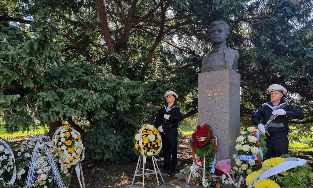 20 април, на който България отбелязва избухването на Априлското въстание, да стане официален празник, предвижда проект за промяна в Кодекса на труда