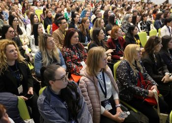 Отличия за най-добрите учителски примери в час