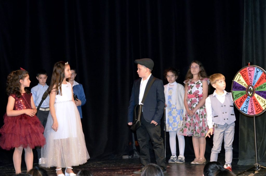 Над 2500 деца участват в спектакли за парите в рамките на национална инициатива за финансова грамотност