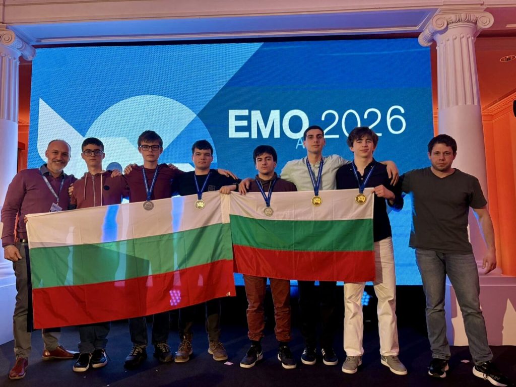 Пет медала – два златни и три сребърни, и една почетна грамота спечелиха в края на април българските ученици от първото издание на Европейската олимпиада по математика