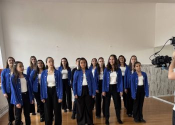 Флашмоб „Светилник“ събира на живо ученици, учители и родители