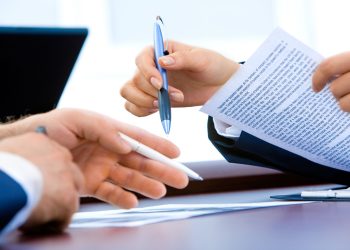 До един месец изпитателен срок при договор за работа до една година